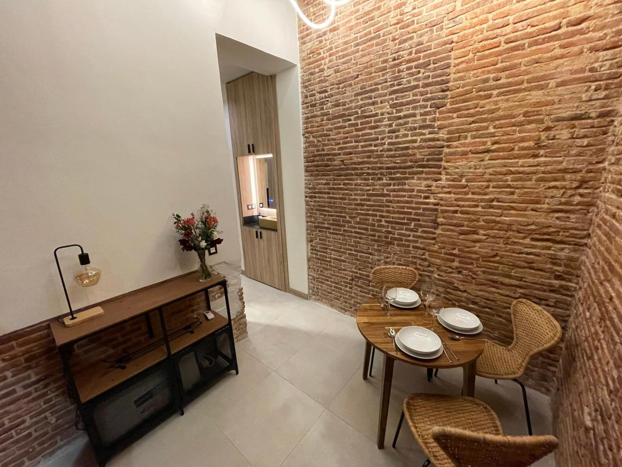 Apartamento Moderno En Edificio Historico Madrid Exterior photo